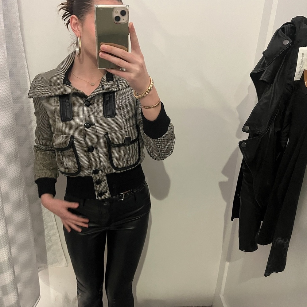 Guess Black & Cream Houndstooth Cropped Blazer Jacket